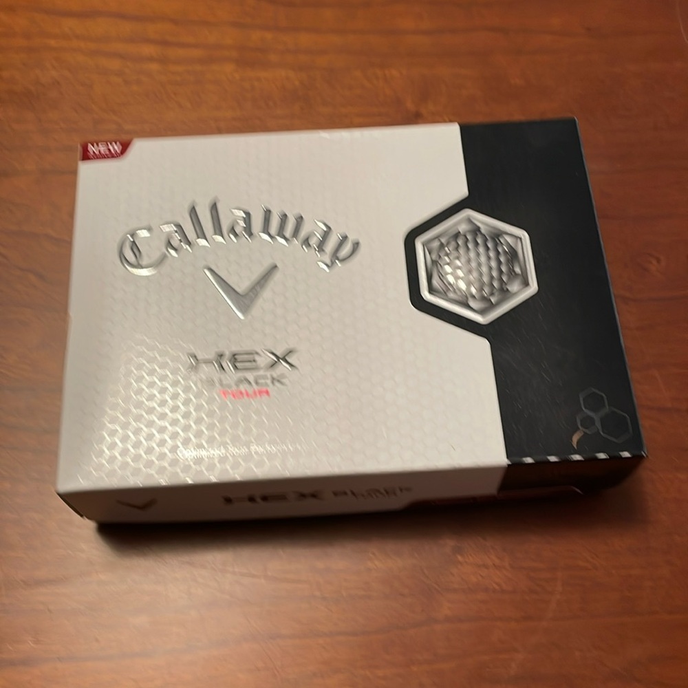 New dozen of Callaway Hex Black Tour balls